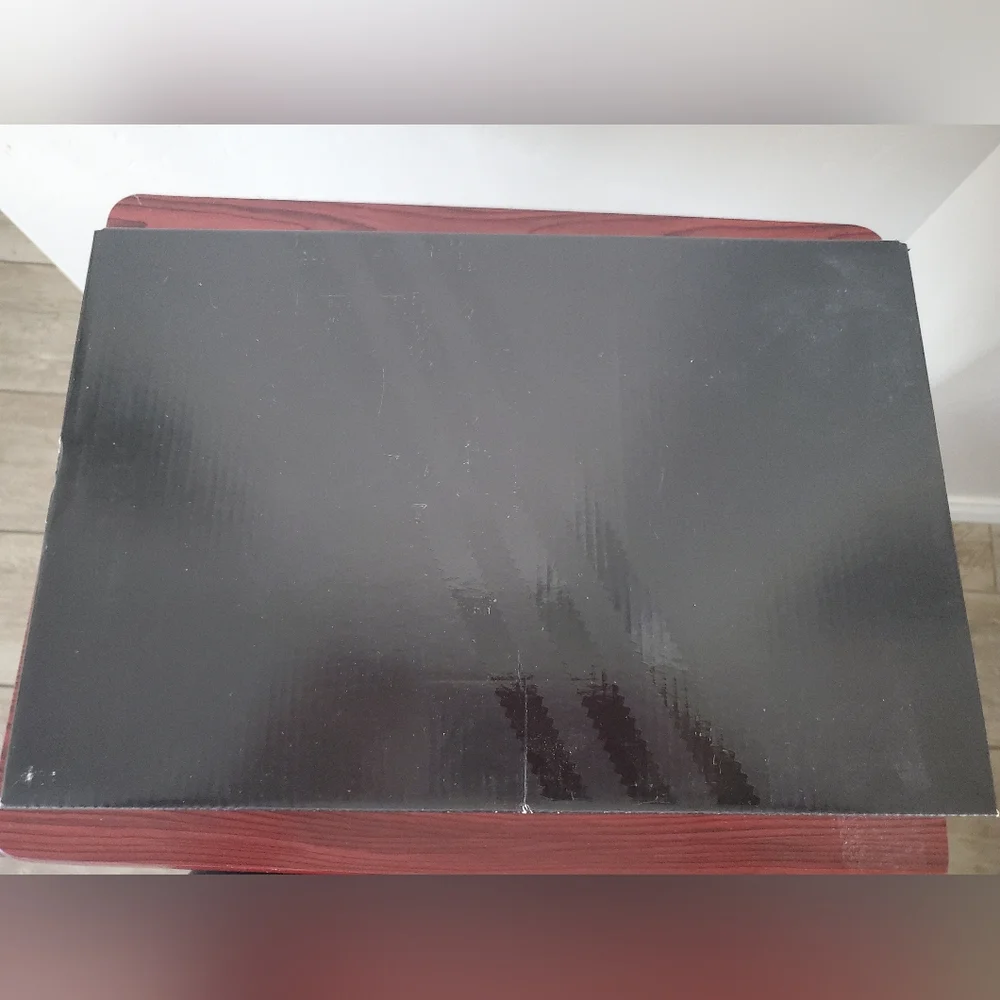 Adidas Shoe - Picture 3 of 14